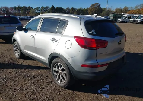 2015 Kia Sportage Lx z USA, uszkodzony, nr VIN KNDPBCAC0F7726492